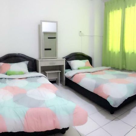 Api Api Centre Apartment Homestay Kota Kinabalu Exterior foto